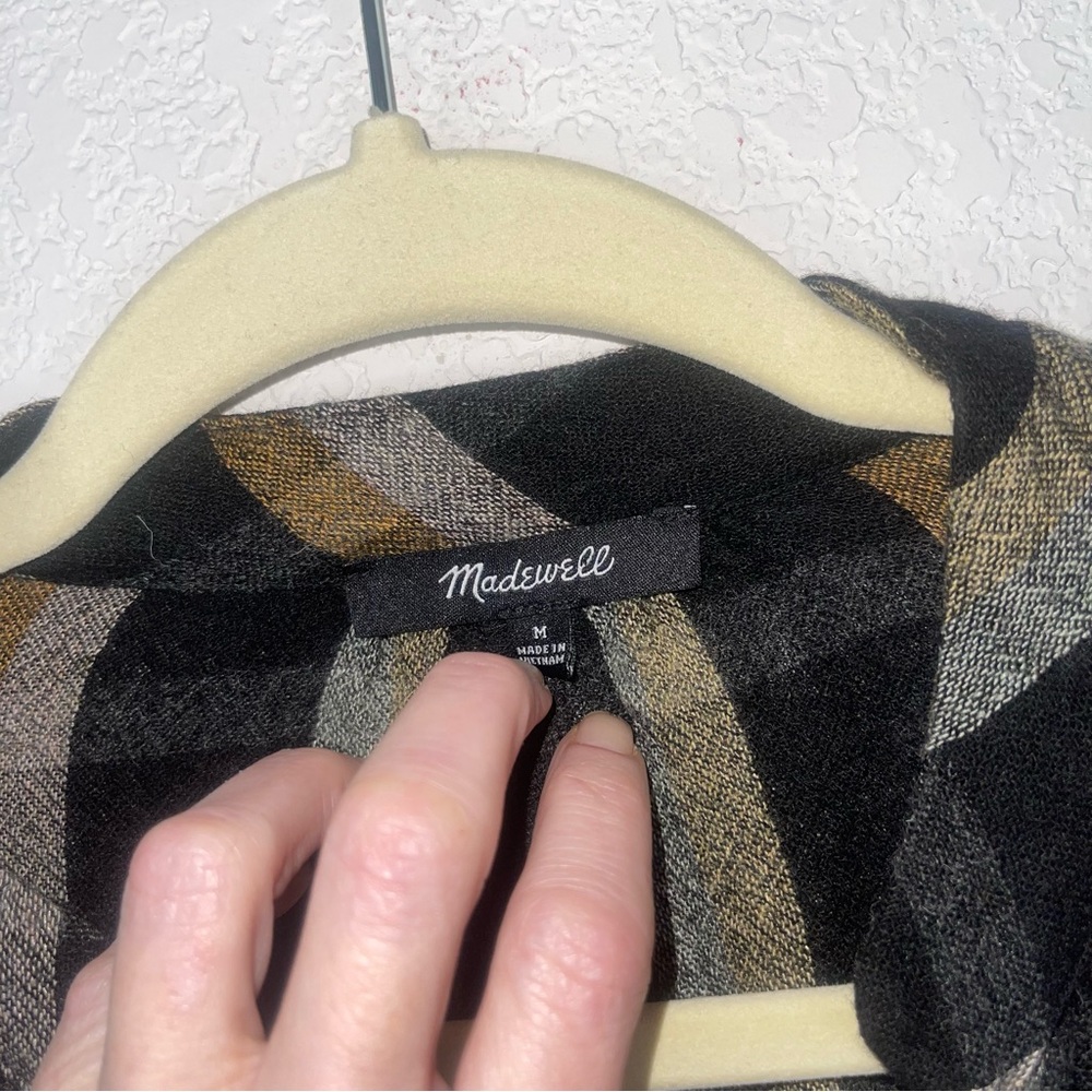 Madewell Highroad Popover Shirt in Lessing Plaid black with an white size M - Picture 8 of 14